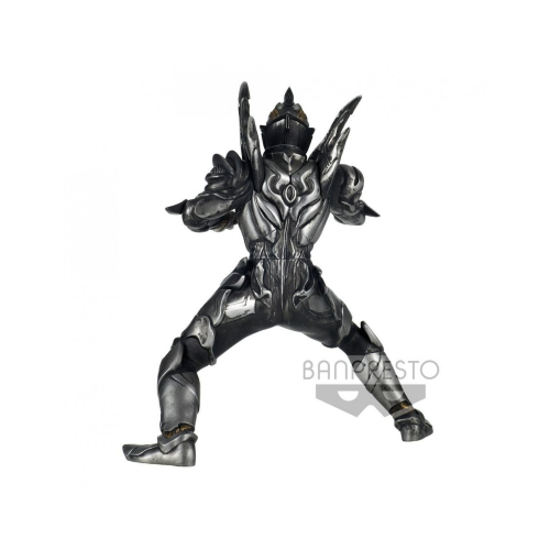 Statua Ultraman Trigger Hero'S Brave- Trigger Dark Ver. A Statua Ultraman Trigger Hero'S Brave- Trigger Dark Ver. A